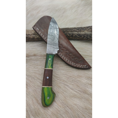 **Couteau type médiéval lame fixe acier damas 256couches, manche en bois, full tang ref MED16