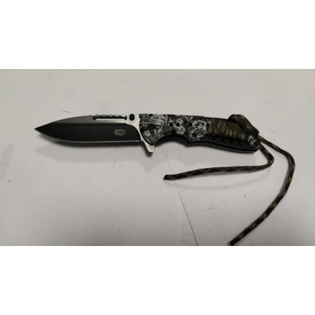 Couteau survie tête de mort lame noire ref E14