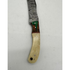 Couteau de chasse lame damas manche en os ref OS9