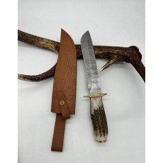 magnifique Bowie de chasse : manche en bois de cerf avec lame damas 512 couches, garde en laiton BW9
