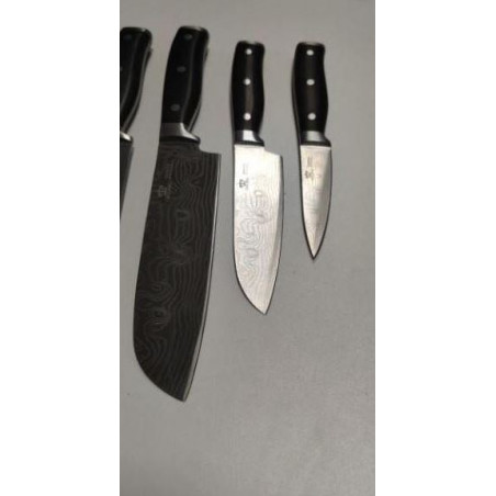 **Damascus, Parure de 5 couteaux de cuisine japonais lame en acier damas 128 couches Royal Swiss m