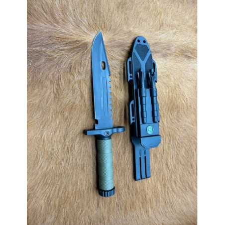 Lot de 4 poignards type American US1918 CM60