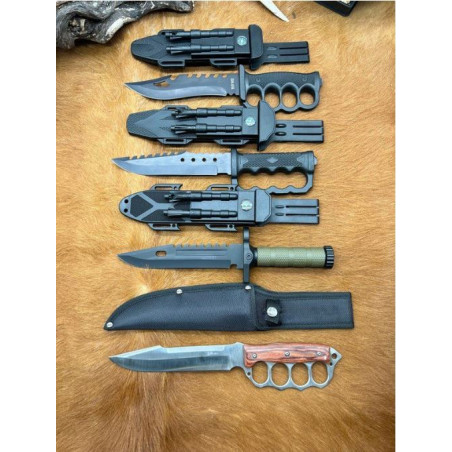 Lot de 4 poignards type American US1918 CM60