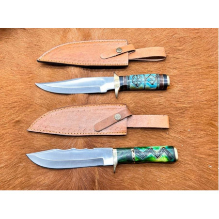 Lot de deux couteaux chipaway avec étui CM76