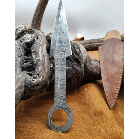 Couteau de lancer tout en acier damas 256 couches avec Etui en cuir travail artisanal : équilibré CM87