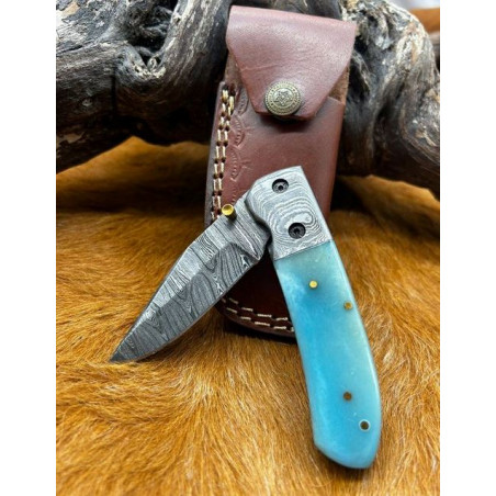 Couteau pliant damas 256 couches manche en micarta ref CPM01