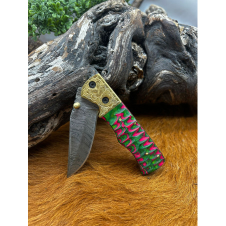 couteau pliant lame damas 256 couches avec un manche en bois pièce unique ref v14