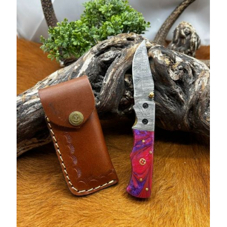 Couteau pliant lame damas 256 couches avec un manche en micarta pièce unique ref v4
