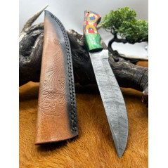 Couteau chasse lame damas 256 couches Manche en bois coloré ref D110