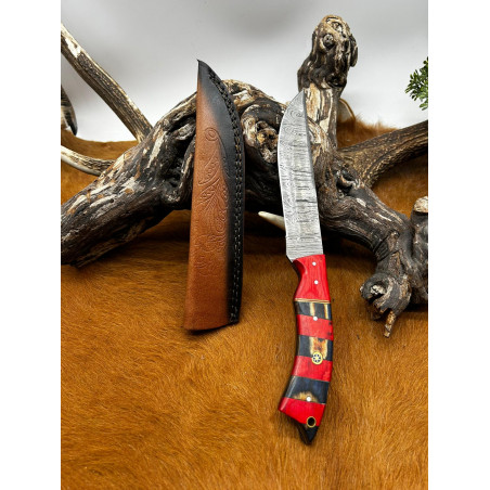 Couteau chasse lame damas 256 couches Manche en bois coloré ref D20
