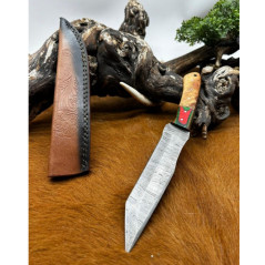 Couteau chasse lame damas 256 couches Manche en bois ref D71
