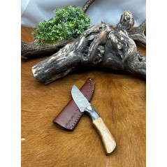 Magnifique petit Couteau smoky Mountain Blades lame en acier Damas et manche en bois vendu dans sa boîte ref SMB132