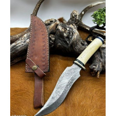 Couteau type Bowie lame en acier Damas 256couches avec manche en os garde en acier ref O19
