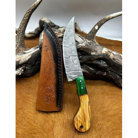 Couteau chasse lame damas 256 couches Manche en bois ref D61