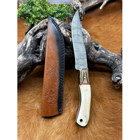 Couteau de chasse lame damas manche en os ref D51