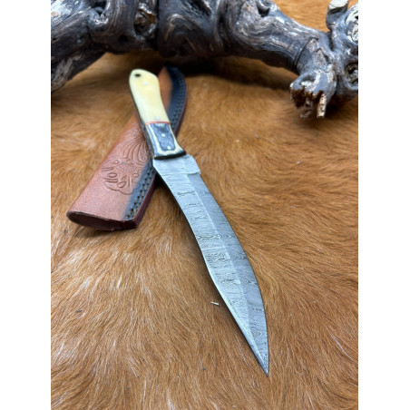Couteau de chasse lame damas manche en os ref D55