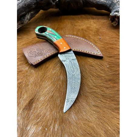 Couteau Karambit Lame Acier DAMAS 256couches manche en bois Fabrication Artisanal Réf K39