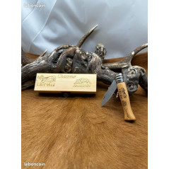 Coffret Chasseur couteau de poche en bois avec gravure et possibilité de rajouté un prénom ref T910
