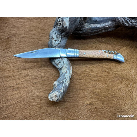Couteau de Poche Pliant manche en Bois Gravé CPG301